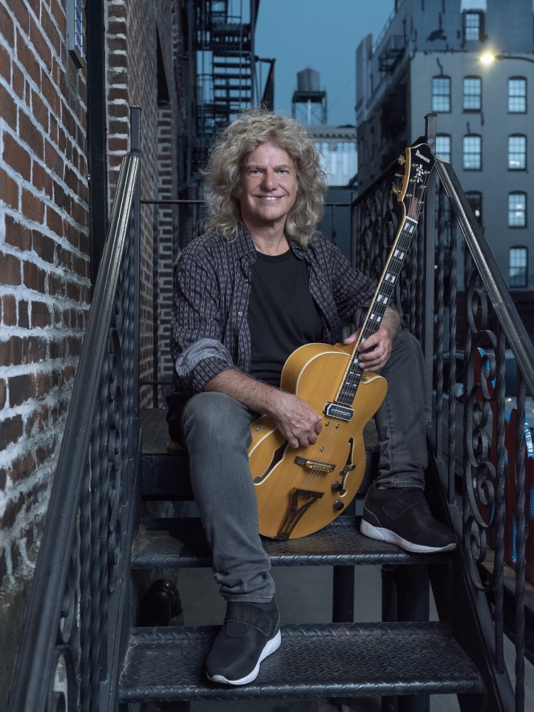 Pat Metheny (di Jimmy Katz) UFFICIALE (2)
