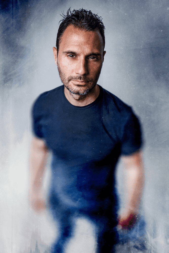 1785757943355-Alex Mari 2 web